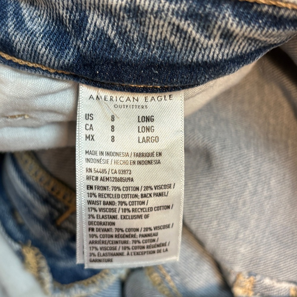 NWT American Eagle Strigid Mom Jeans Super High Rise Blown Out Blue 8 Long 29w - Picture 7 of 11